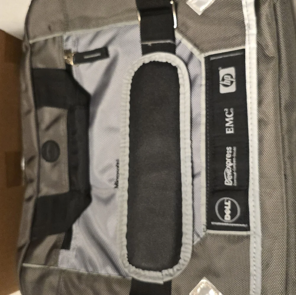 COLLECTORS! MICROSOFT Tech Ed 2009 Technology ITLaptop Messenger Bag Briefcase